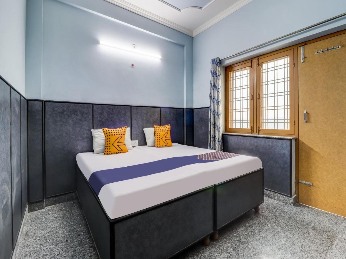 Spot On 82236 Aryan Home Stay Jhājra المظهر الخارجي الصورة