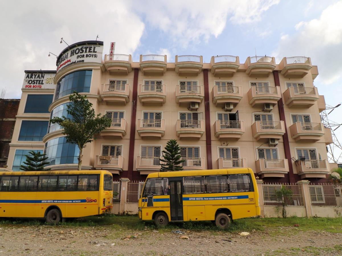 Spot On 82236 Aryan Home Stay Jhājra المظهر الخارجي الصورة